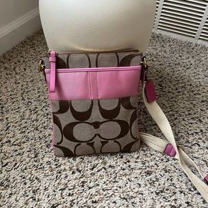 Coach Signature Tan Brown Pink Crossbody Messenger Bag Small L0767 41207
